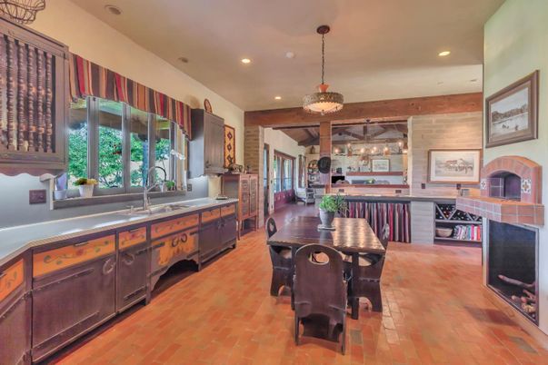 Dining room, Fireplace, Interior, Kitchen, Pendant Lights, Recessed Lighting