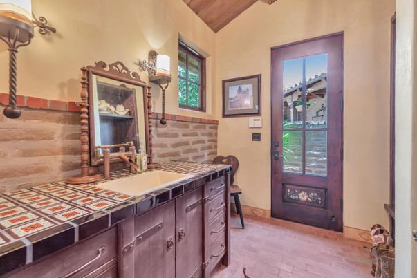 Bathroom, Interior, Tile Countertops