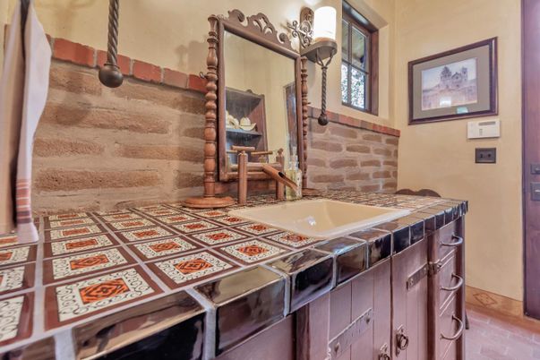 Bathroom, Interior, Tile Countertops