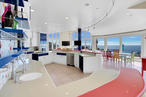Dining room, Interior, Kitchen, Recessed Lighting, Water