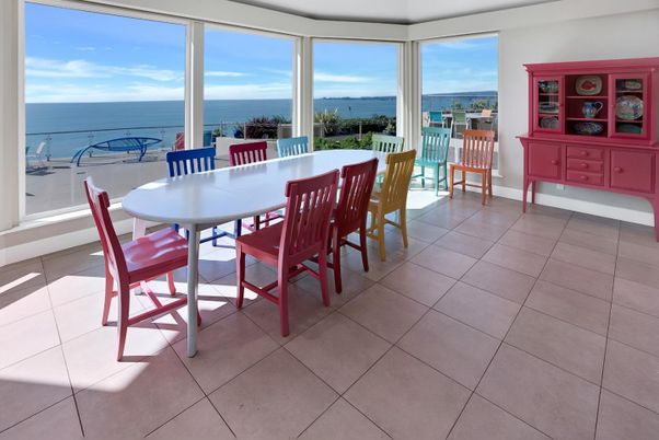 Dining room, Interior, Water