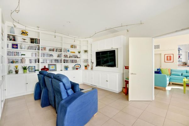 Interior, Living room