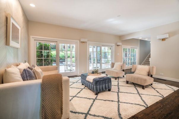 Interior, Living room, Recessed Lighting, Wood Texture Flooring