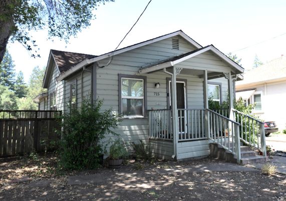 Exterior, Facade, American Craftsman