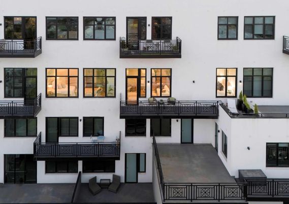 Exterior, Facade, Rowhouse