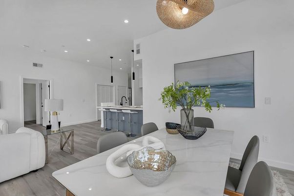 Dining room, Interior, Kitchen, Pendant Lights, Recessed Lighting, Wood Texture Flooring