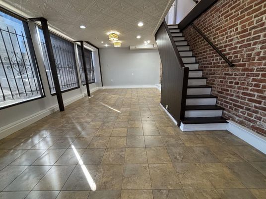 Empty room, Interior, Recessed Lighting, Stone Walls