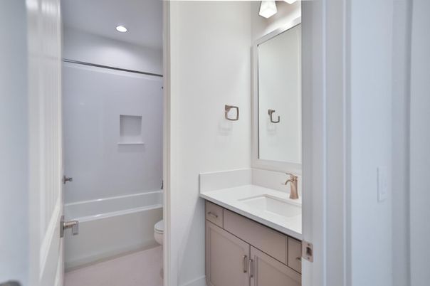 Bathroom, Interior, Recessed Lighting