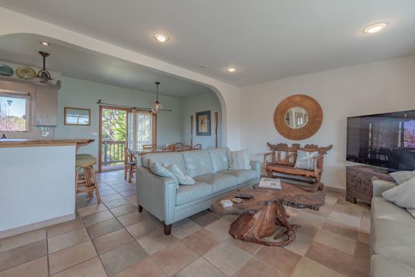 Interior, Living room, Pendant Lights, Recessed Lighting