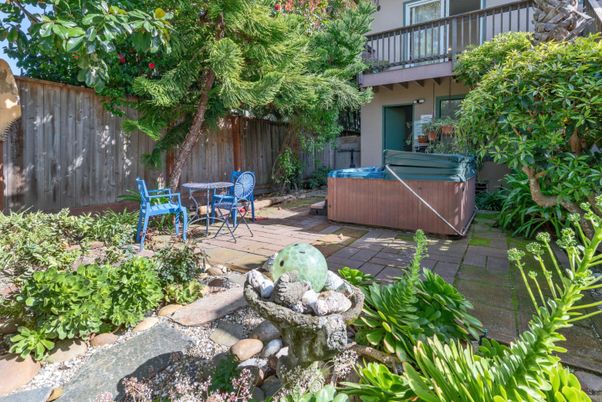 Exterior, Hot Tub