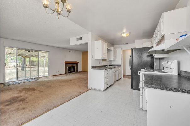 Chandelier, Interior, Kitchen