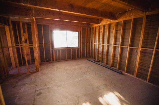 Empty room, Interior, Wooden Beams, Wooden Ceilings, Wooden Walls