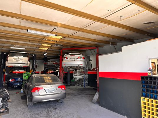 Garage, Interior