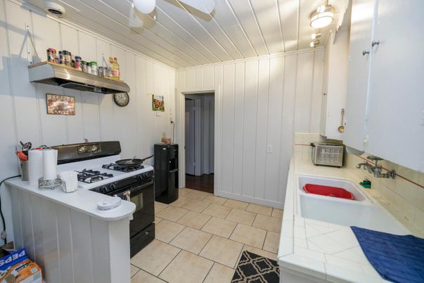 Interior, Kitchen