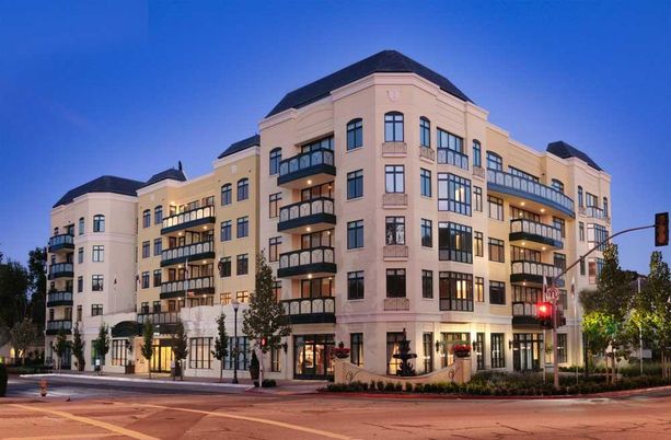 Exterior, Facade, Condo Building