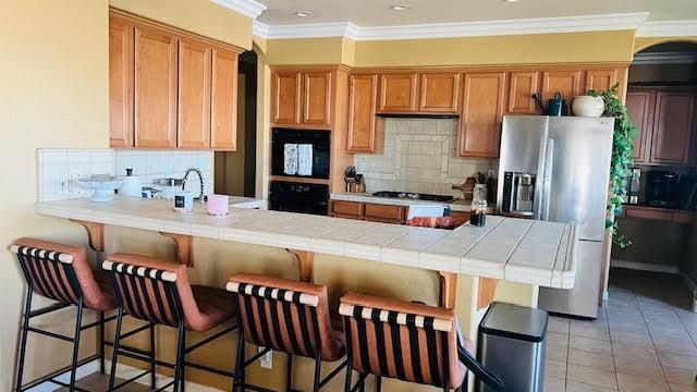 Interior, Kitchen, Recessed Lighting, Tile Countertops