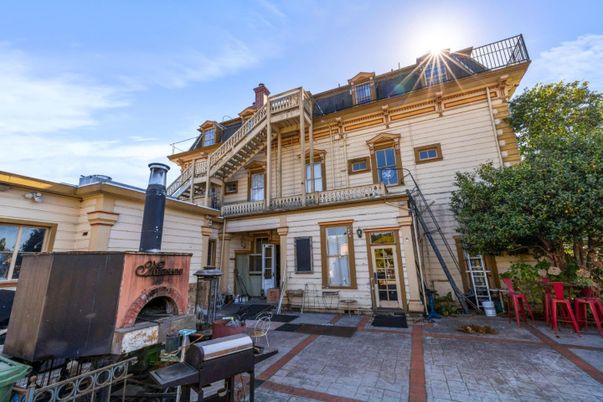 Exterior, Facade, Queen Anne Victorian