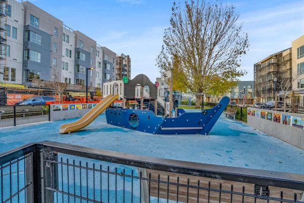 Backyard, Exterior, Playground