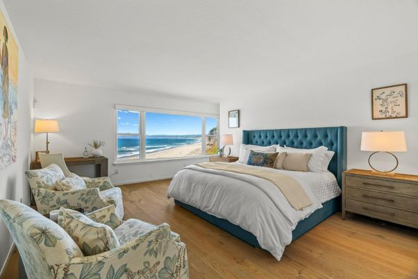 Bedroom, Interior, Water, Wood Texture Flooring