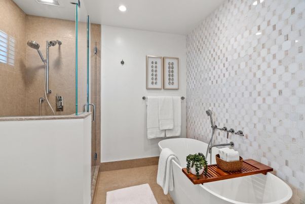 Bathroom, Free Standing Baths, Glass Shower, Interior, Recessed Lighting