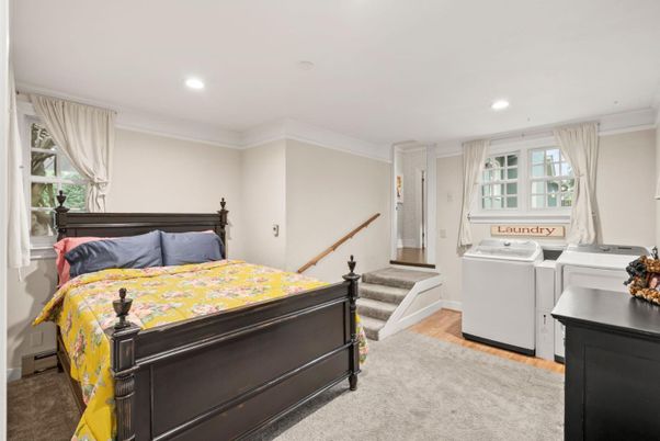 Bedroom, Interior, Recessed Lighting, Washer
