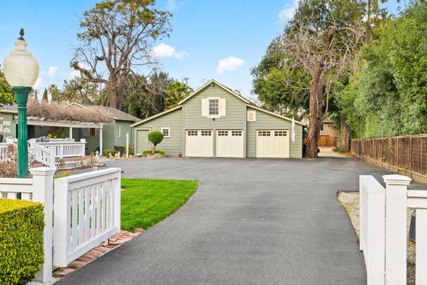 Backyard, Detached Garage, Exterior