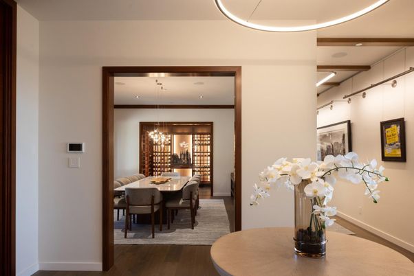 Chandelier, Dining room, Interior, Pendant Lights, Recessed Lighting, Wood Texture Flooring