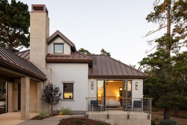 Exterior, Facade, Modern