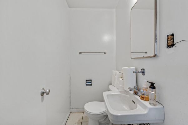 Bathroom, Interior