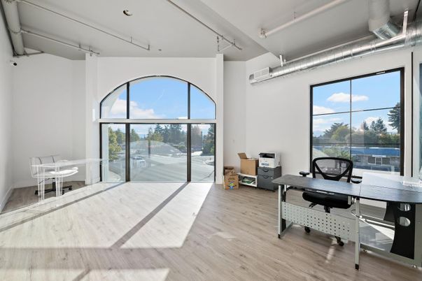 Home Office, Interior, Recessed Lighting, Water, Wood Texture Flooring