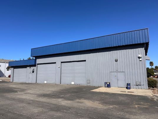 Detached Garage, Exterior