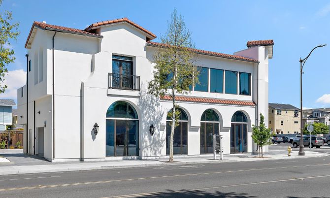 Exterior, Facade, Spanish Mediterranean
