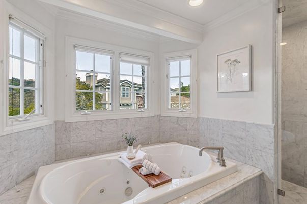 Bathroom, Interior, Marble Walls, Recessed Lighting