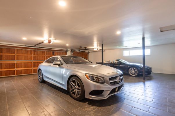 Garage, Interior, Recessed Lighting