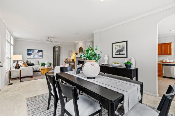 Dining room, Interior, Living room, Recessed Lighting