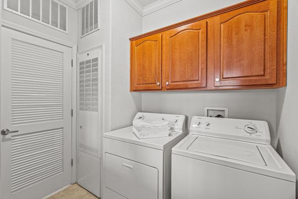Interior, Utility Closets, Washer
