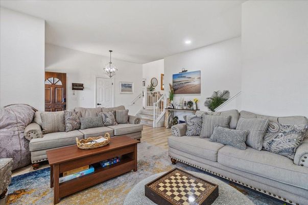 Chandelier, Interior, Living room, Pendant Lights, Recessed Lighting, Wood Texture Flooring