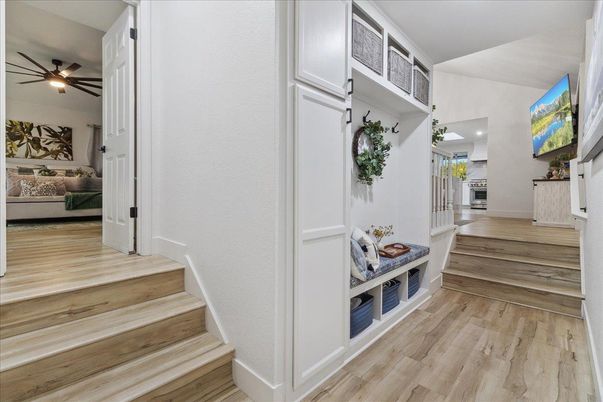 Interior, Recessed Lighting, Wood Texture Flooring
