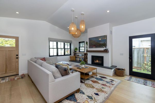 Fireplace, Interior, Living room, Pendant Lights, Recessed Lighting, Wood Texture Flooring