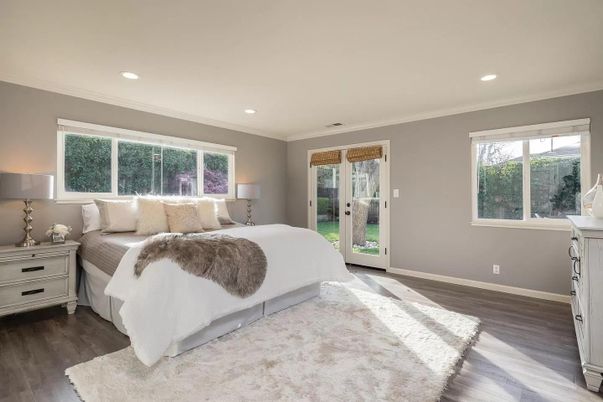 Bedroom, Interior, Recessed Lighting, Wood Texture Flooring