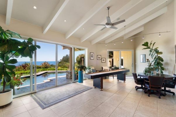 Game Room, Home Office, Interior, Recessed Lighting, Water