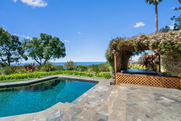 Exterior, Pool, Water