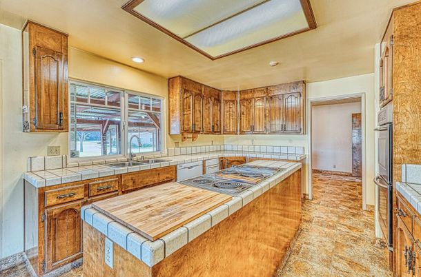 Interior, Kitchen, Recessed Lighting, Tile Countertops