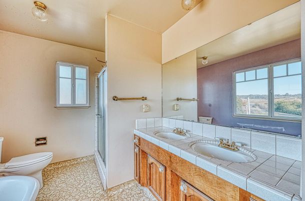 Bathroom, Dual Sink Vanities, Interior, Tile Countertops