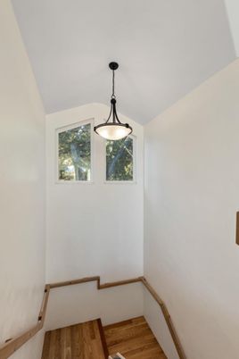 Interior, Pendant Lights, Wood Texture Flooring