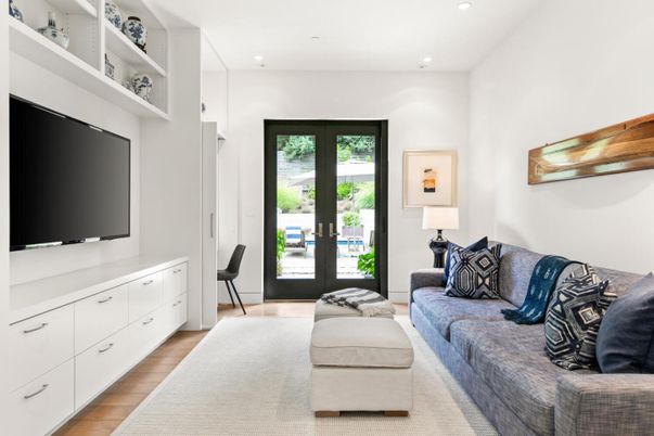 Interior, Living room, Recessed Lighting, Wood Texture Flooring