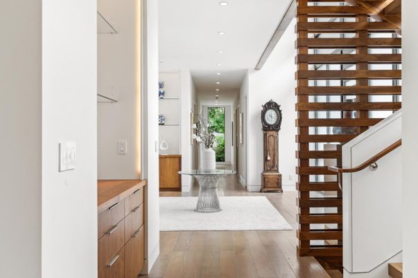 Interior, Recessed Lighting, Wood Texture Flooring