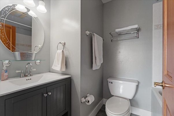 Bathroom, Interior