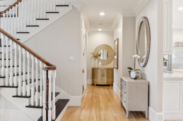 Interior, Recessed Lighting, Wood Texture Flooring