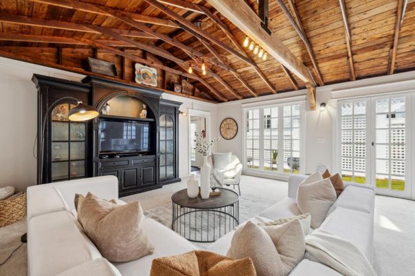 Interior, Living room, Wooden Beams, Wooden Ceilings